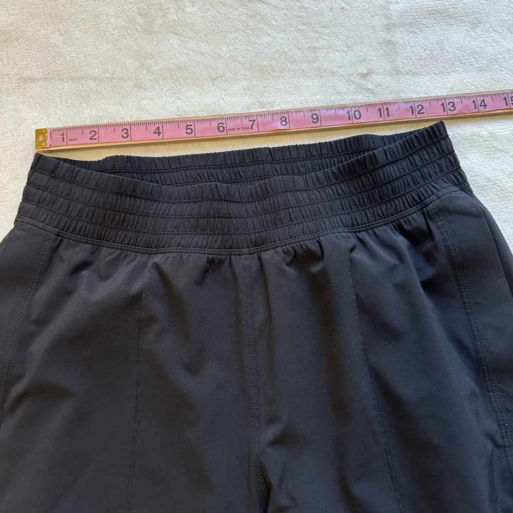 Lululemon | Wanderer Crop (Black) Size 6 EUC -Swift Ultra Light -Style # W6BA8S - Picture 7 of 12